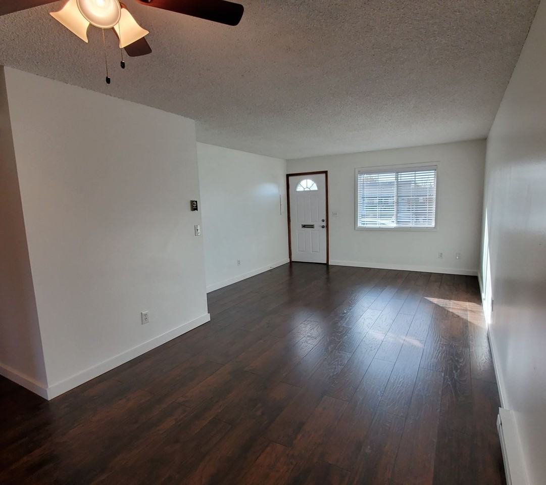 UPP2415 - Photo 2 of 9