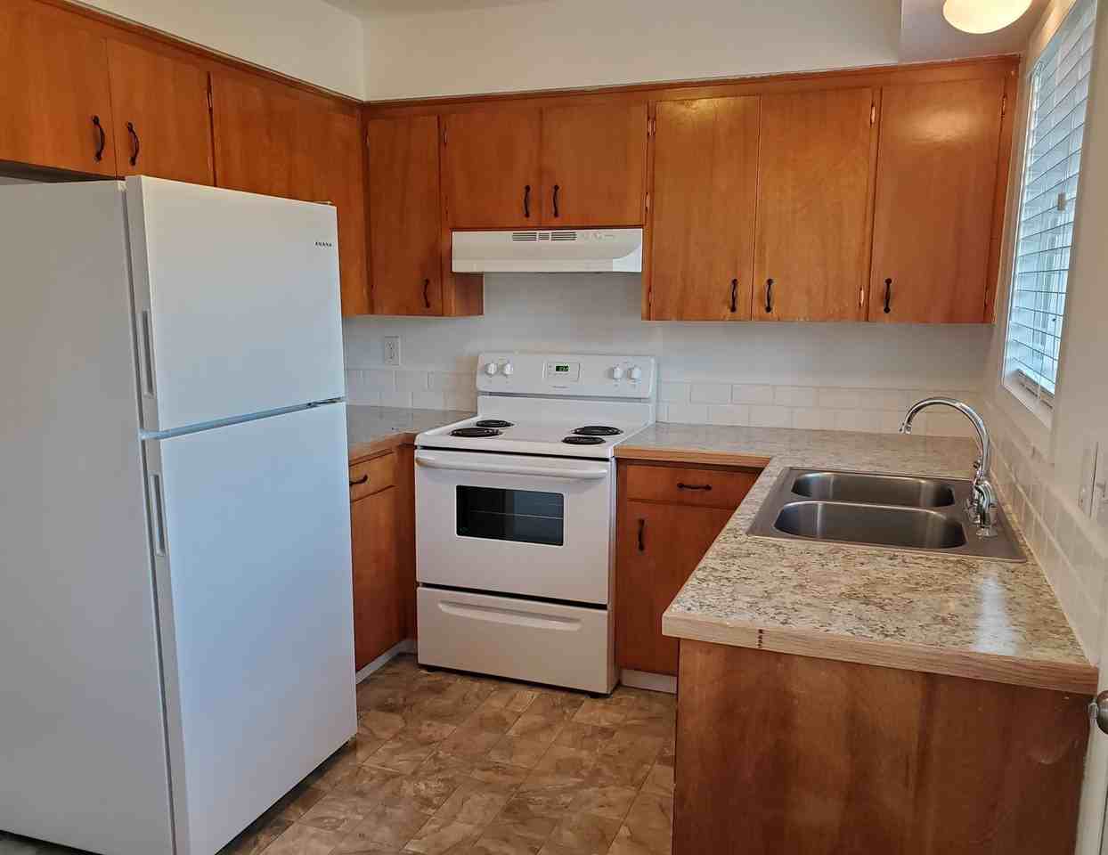 UPP2415 - Photo 3 of 9