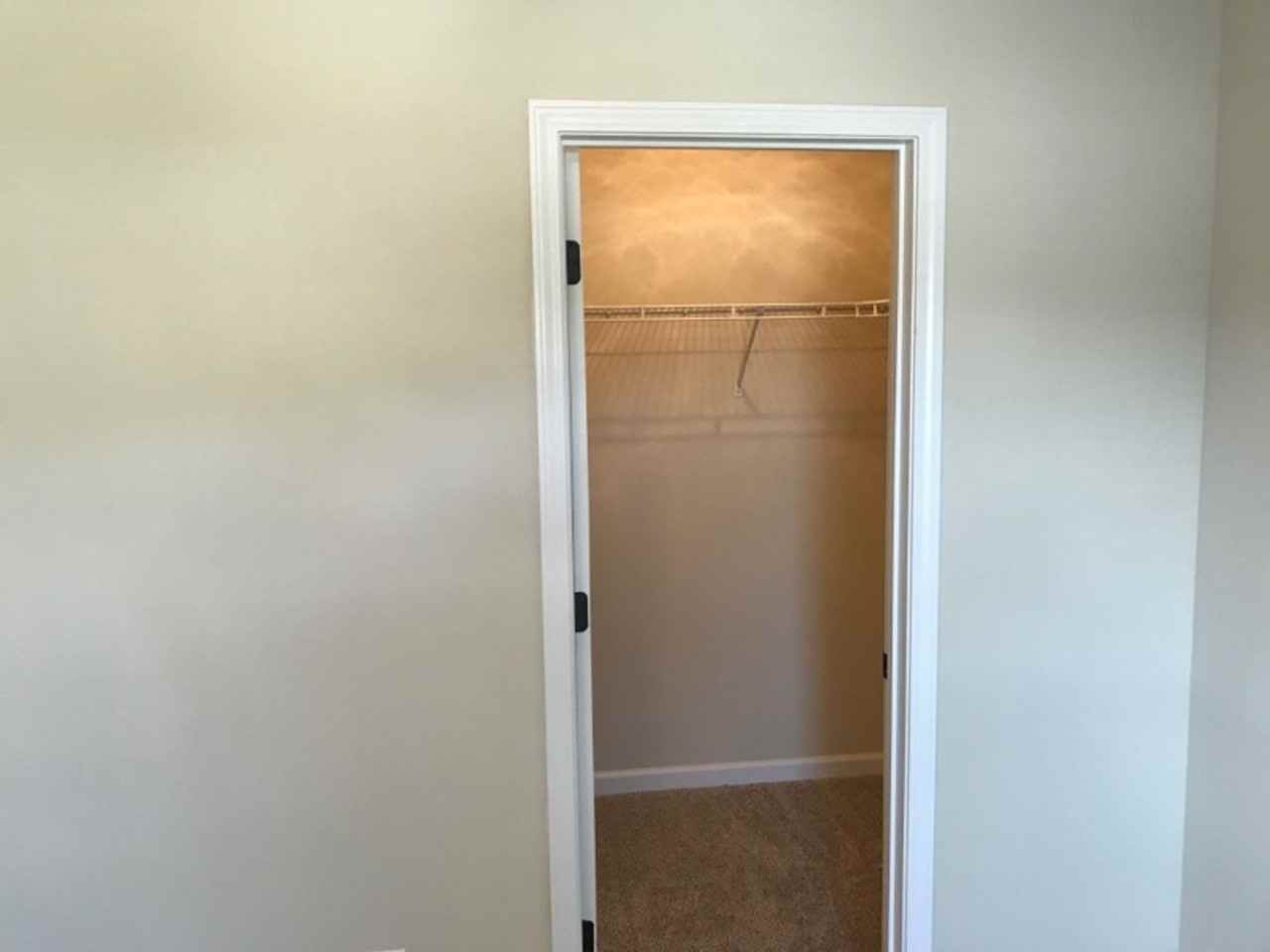 163 Yucca Ct - Photo 5 of 11