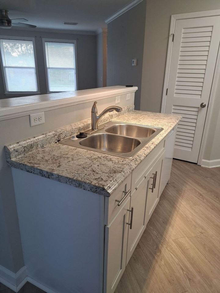 7325 Claudias Way - Photo 5 of 36