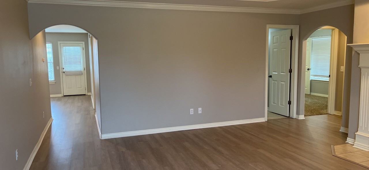 3702 Sw Moline Ave - Photo 4 of 14