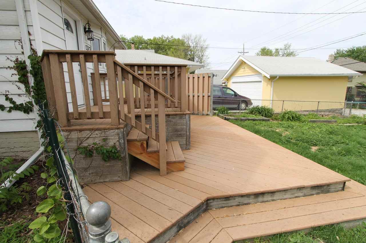 1317 S 36th St - Photo 5 of 25