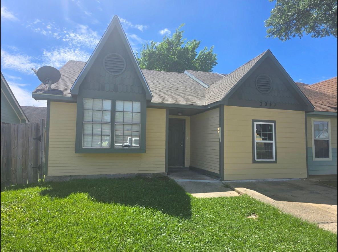 3042 Sienna Dr - Photo 2 of 11