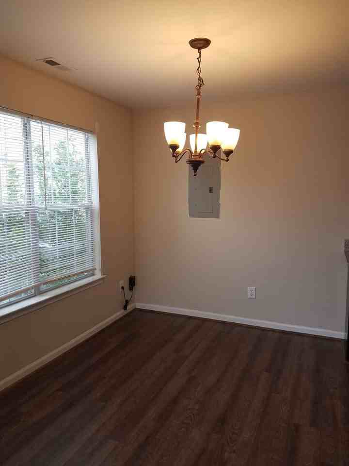 268 Town Pointe Way - Photo 7 of 22