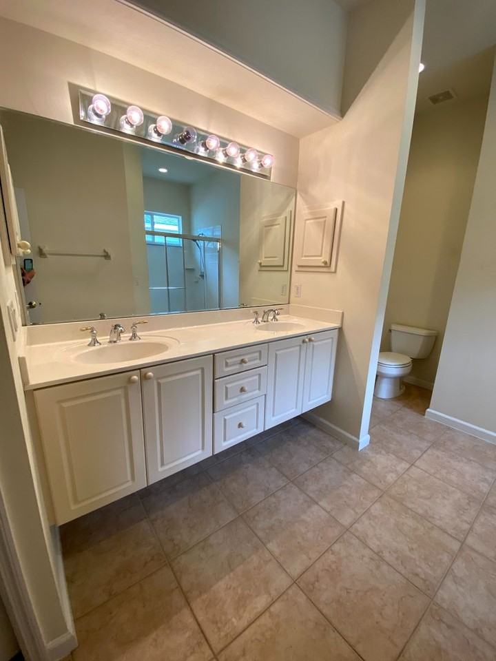 1427 Carlow Cir - Photo 5 of 9