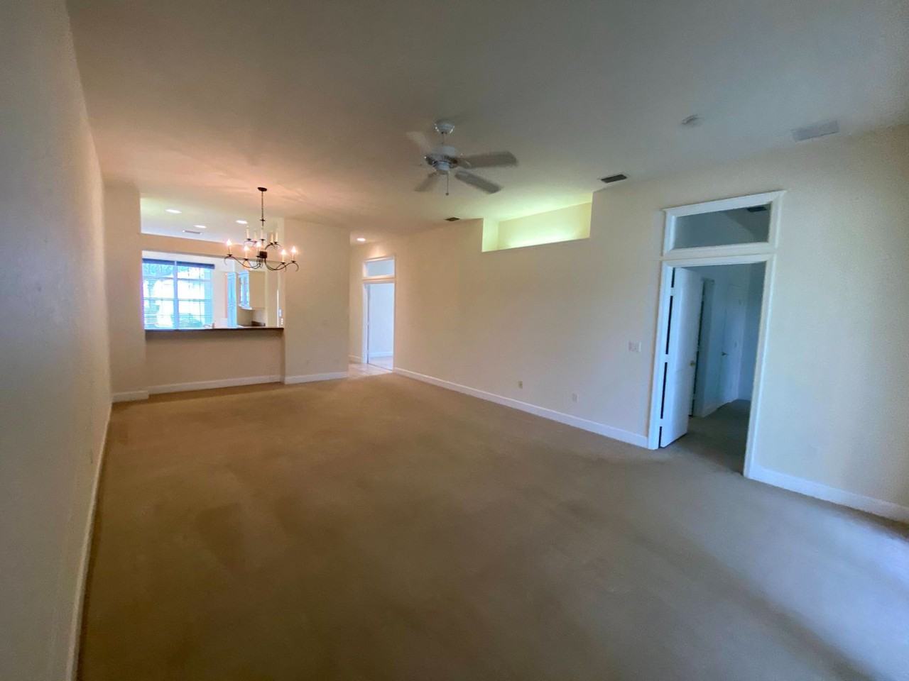 1427 Carlow Cir - Photo 6 of 9