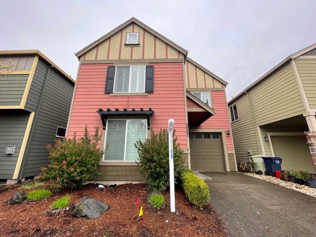 3057 Sw 173rd Ave - Photo 3 of 46