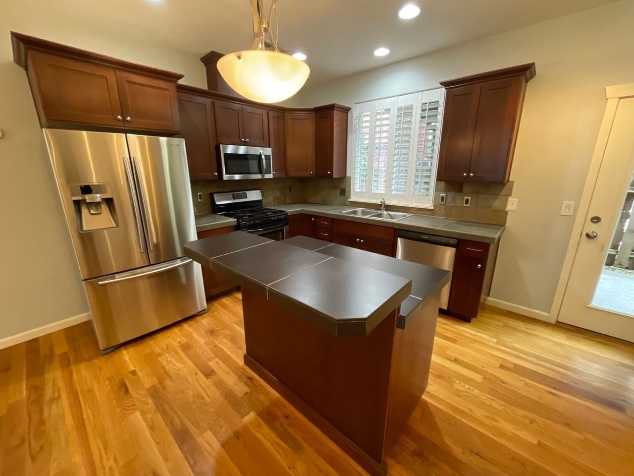 3057 Sw 173rd Ave - Photo 6 of 46