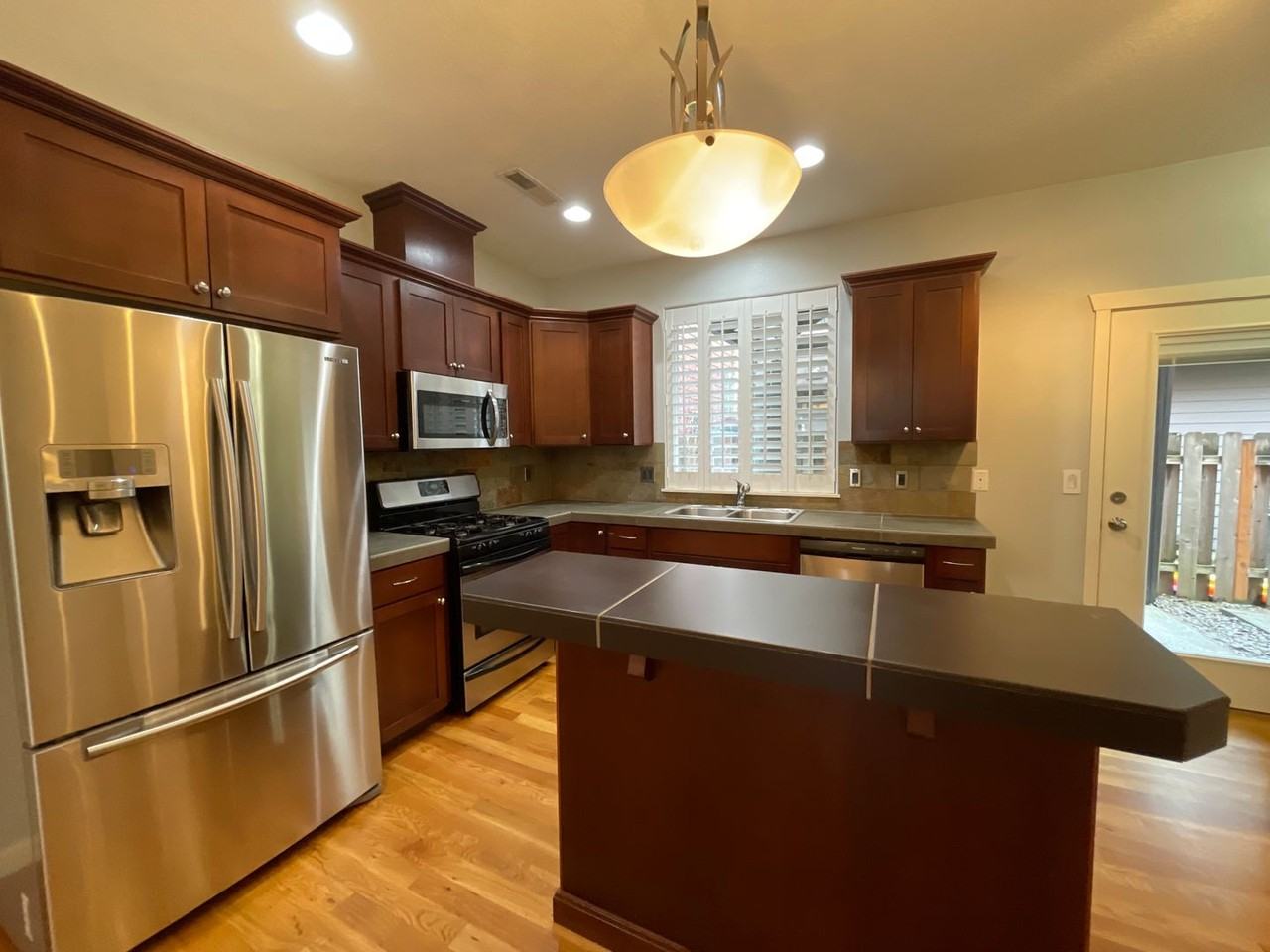 3057 Sw 173rd Ave - Photo 7 of 46