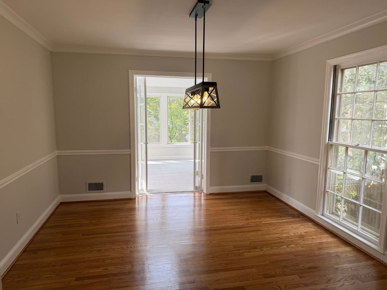 5300 Portsmouth Rd - Photo 7 of 28