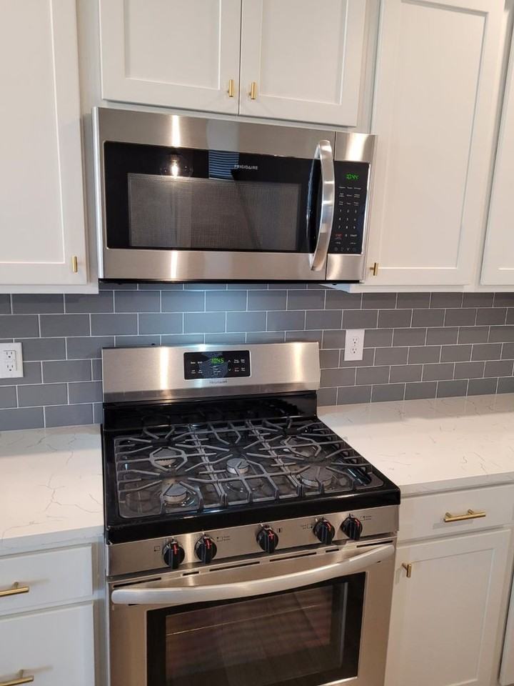 1217 W Davenport St - Photo 4 of 19