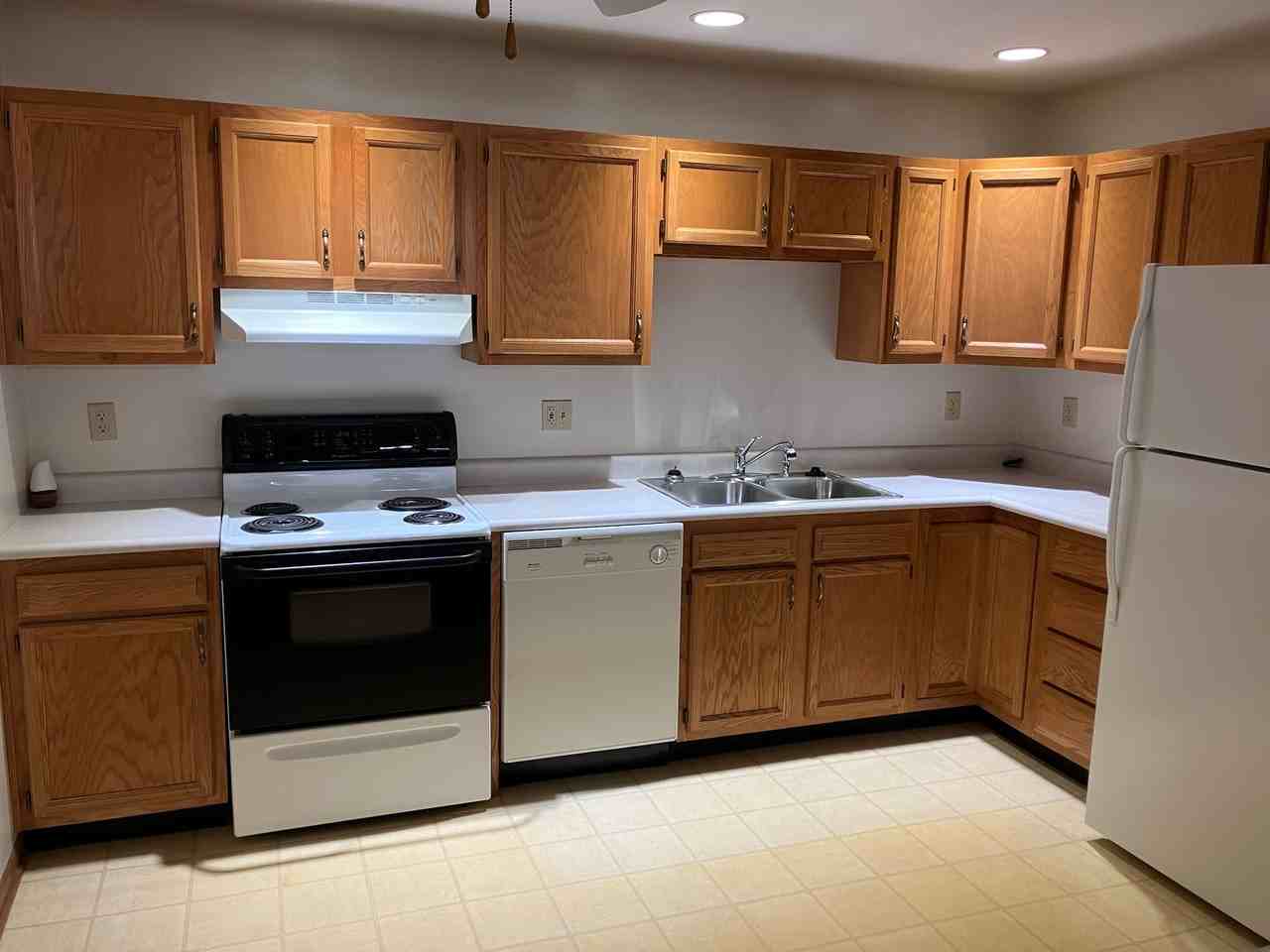 1313 1313 Jedway - Photo 3 of 15