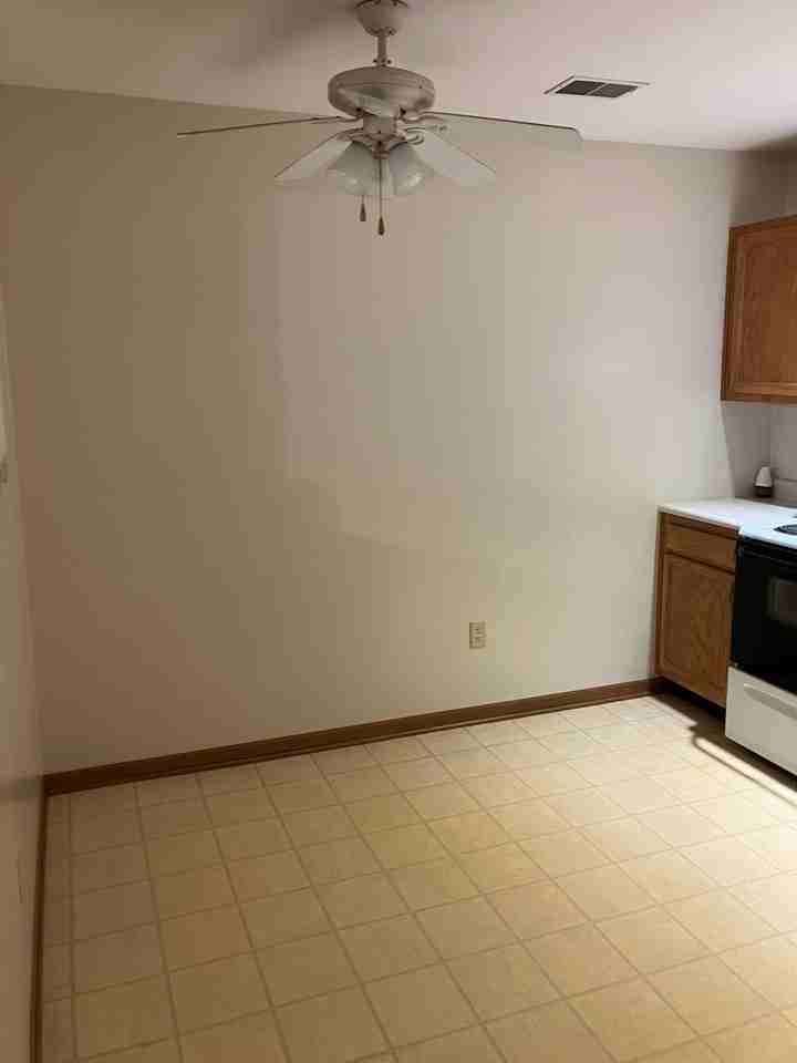 1313 1313 Jedway - Photo 4 of 15