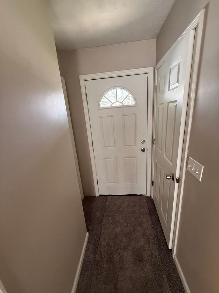 9602 Anderson Ave - Photo 2 of 29