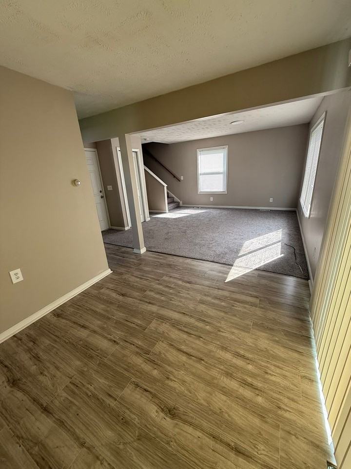 9602 Anderson Ave - Photo 5 of 29