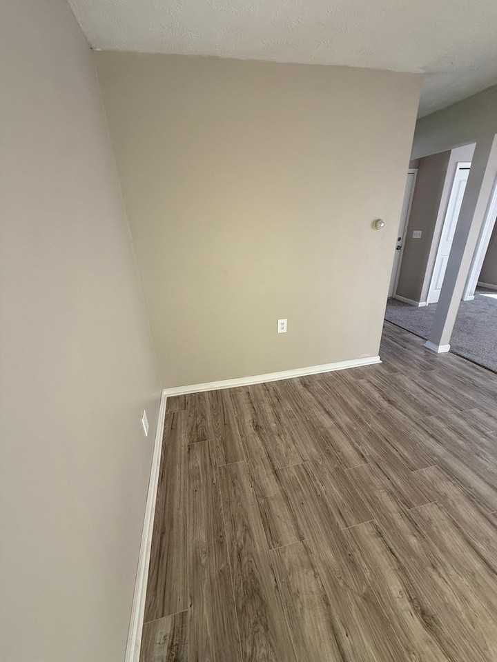 9602 Anderson Ave - Photo 6 of 29