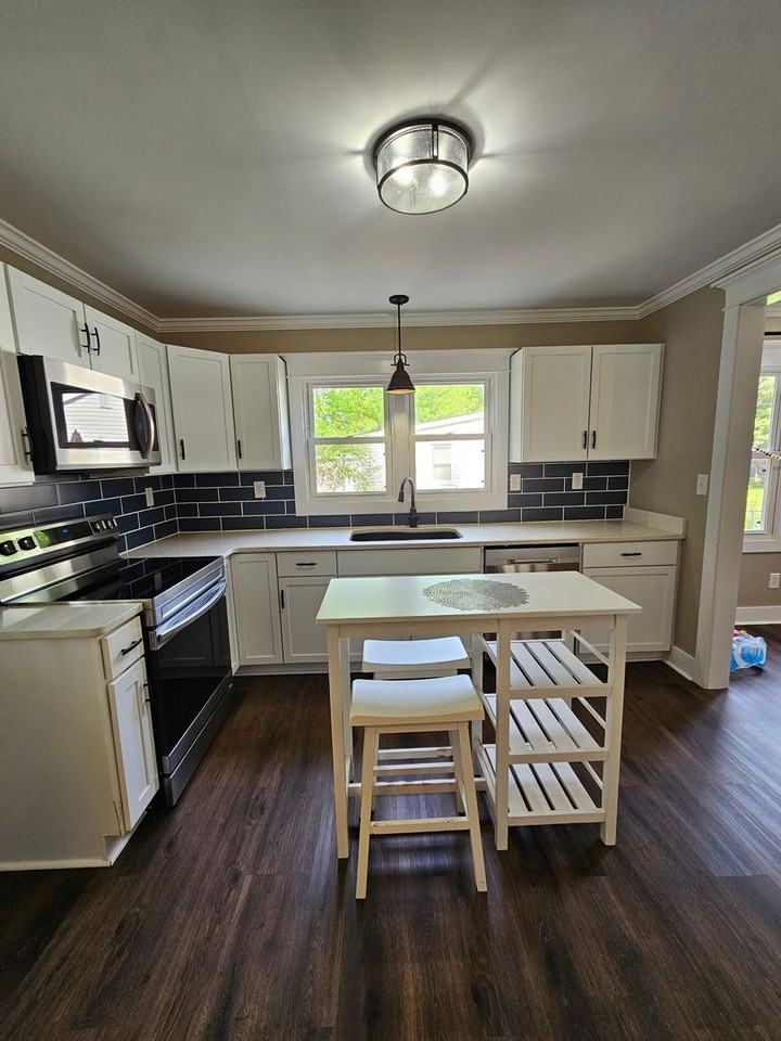 16 White Oak St - Photo 4 of 13