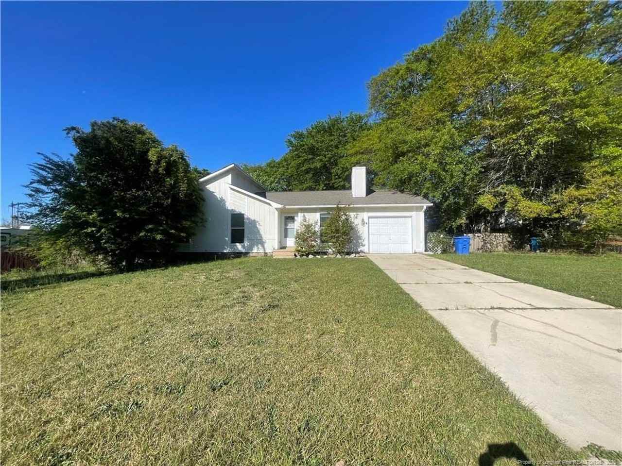 6804 Leeds Ct - Photo 2 of 16