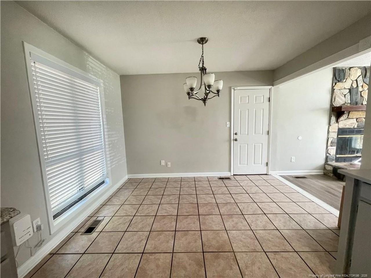 6804 Leeds Ct - Photo 6 of 16