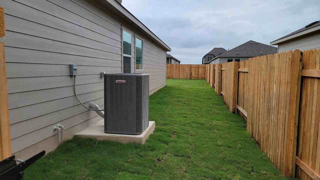 101 Red Buckeye St - Photo 3 of 27