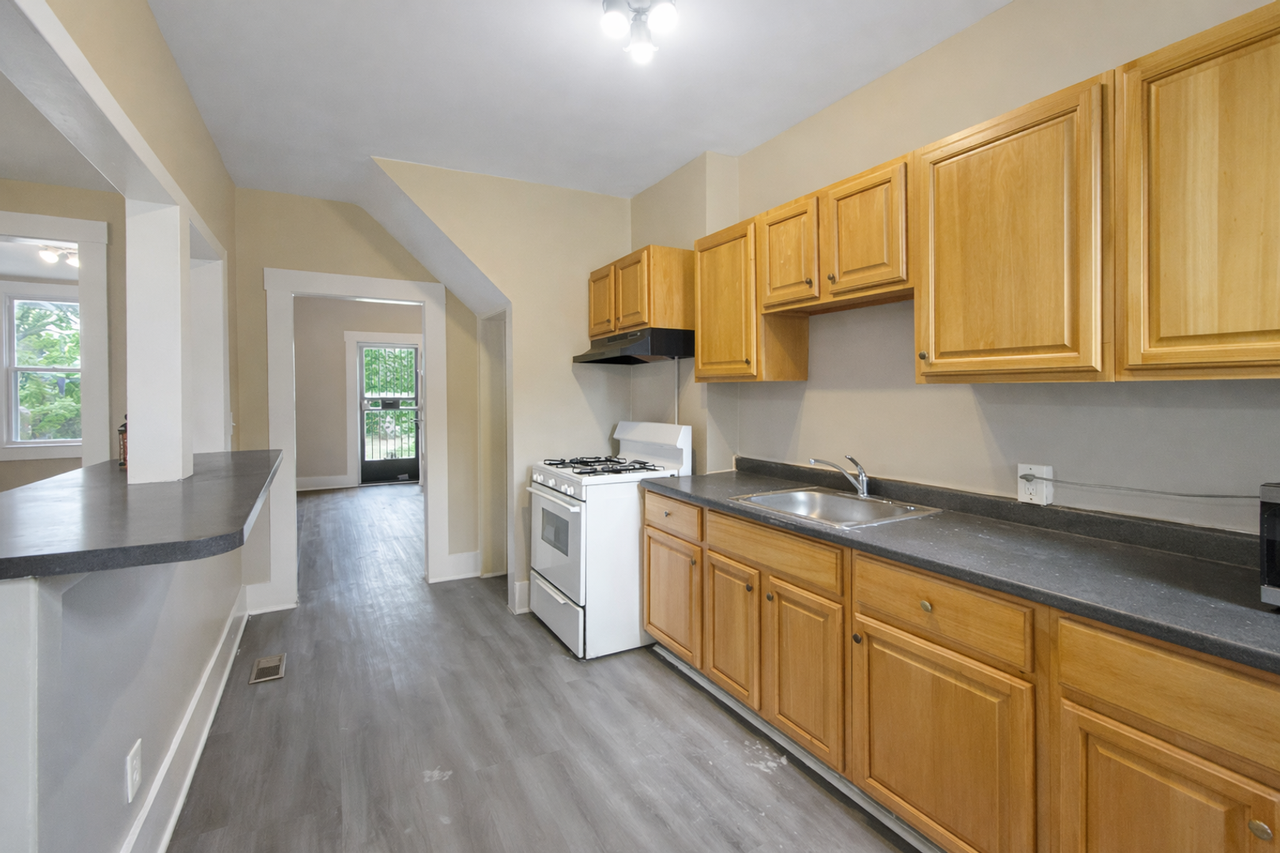 2113 Belair Rd - Photo 2 of 18