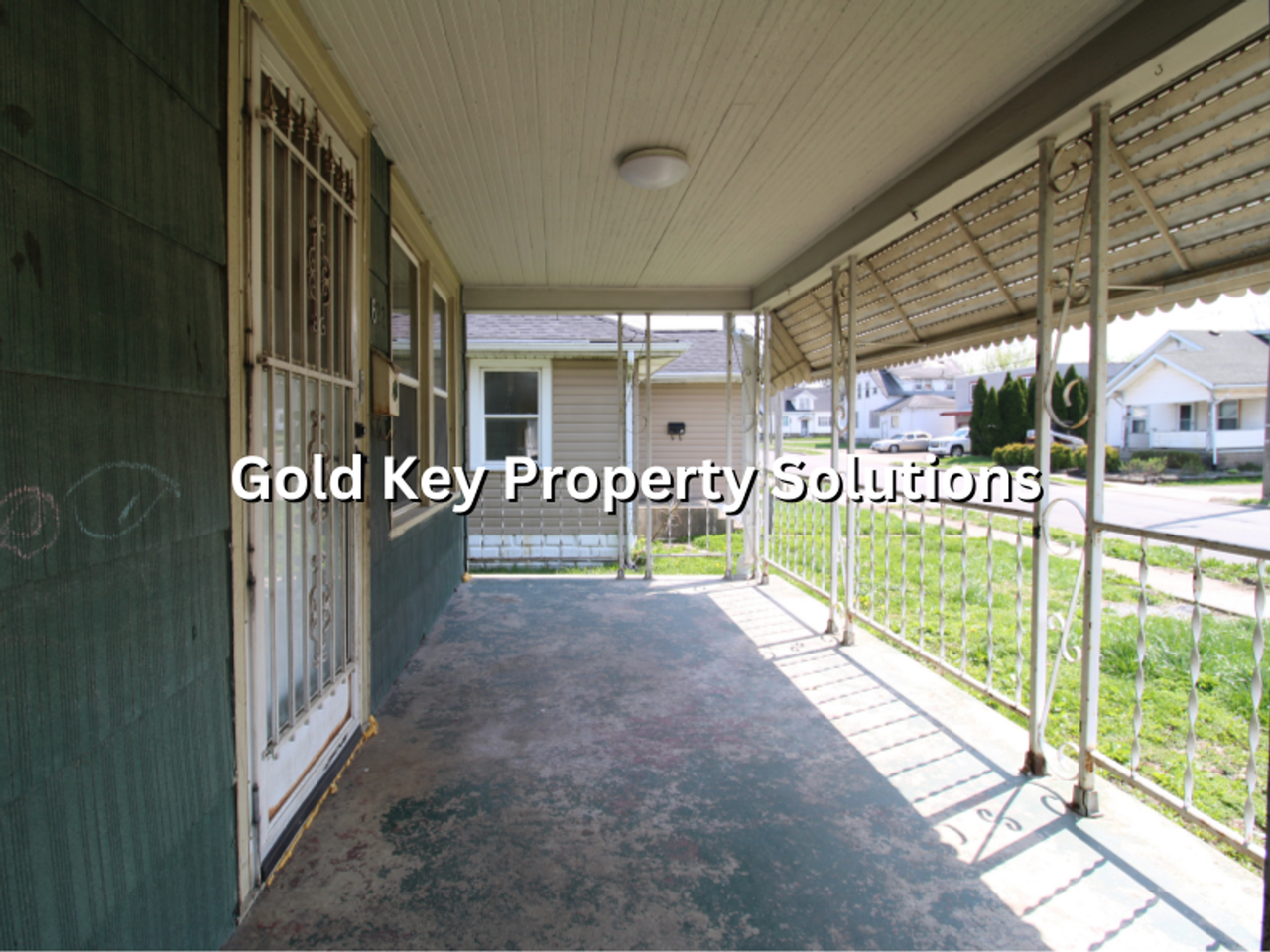 622 W 22nd St - Photo 4 of 17