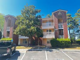 featured image of 4243 Villas Dr