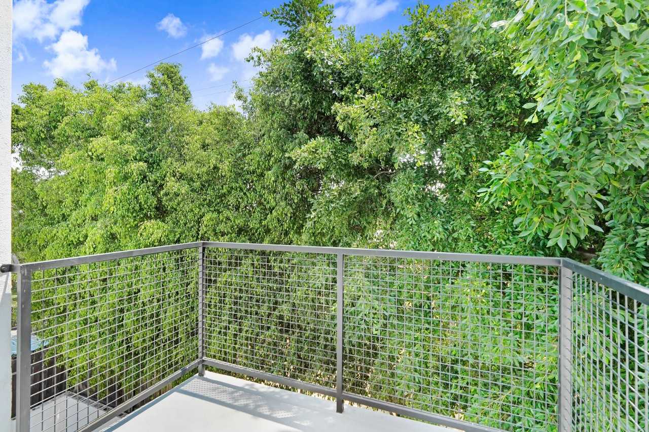 3240 Fay - Photo 2 of 32