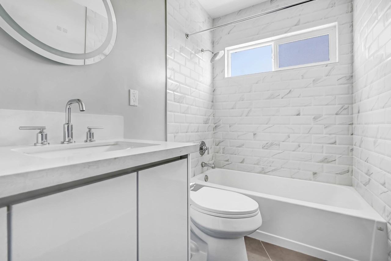 3240 Fay - Photo 6 of 32