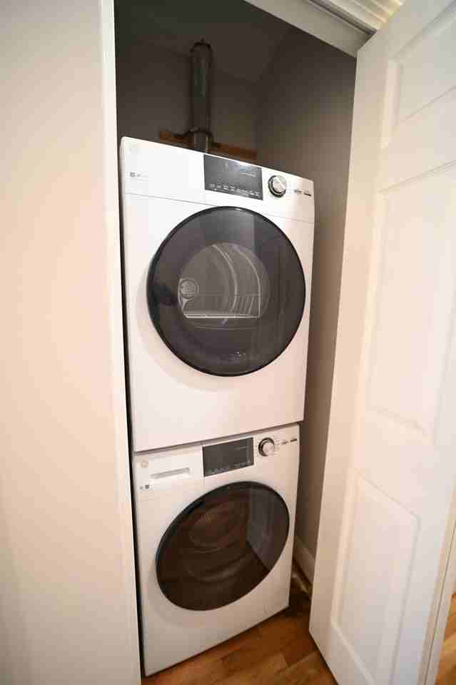 19B Roberts St - Photo 6 of 16