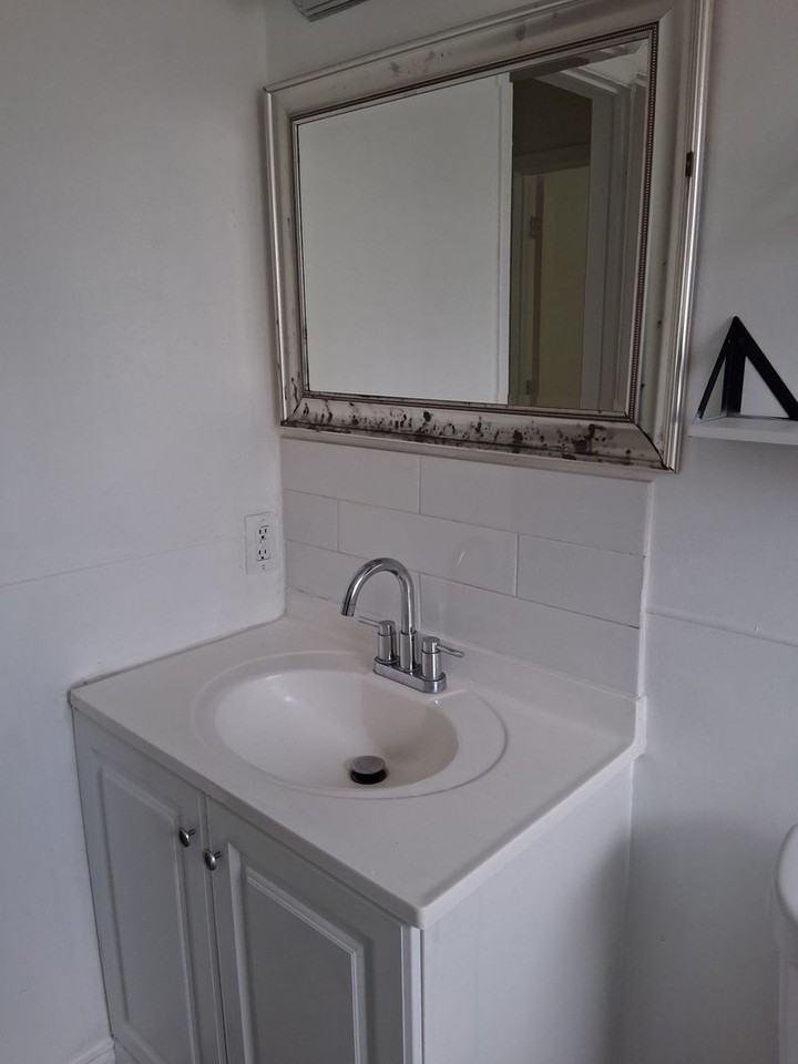 3150 Pinellas Point Dr S - Photo 4 of 40