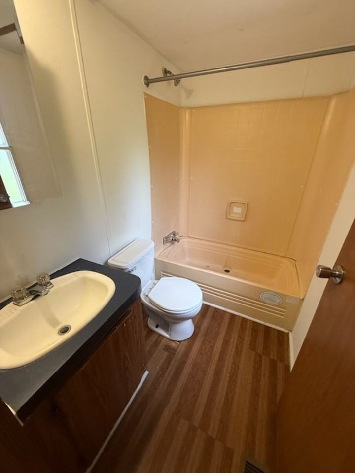 1066 Worthville Rd - Photo 5 of 7