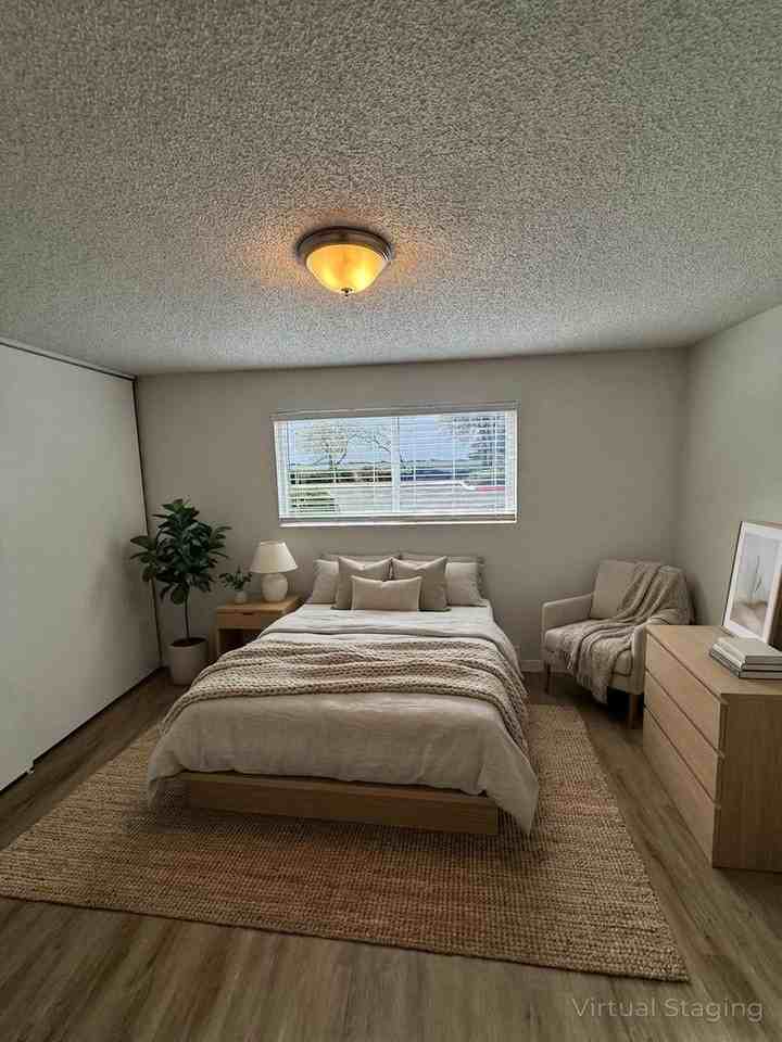 7519 146th St Sw - Photo 5 of 27