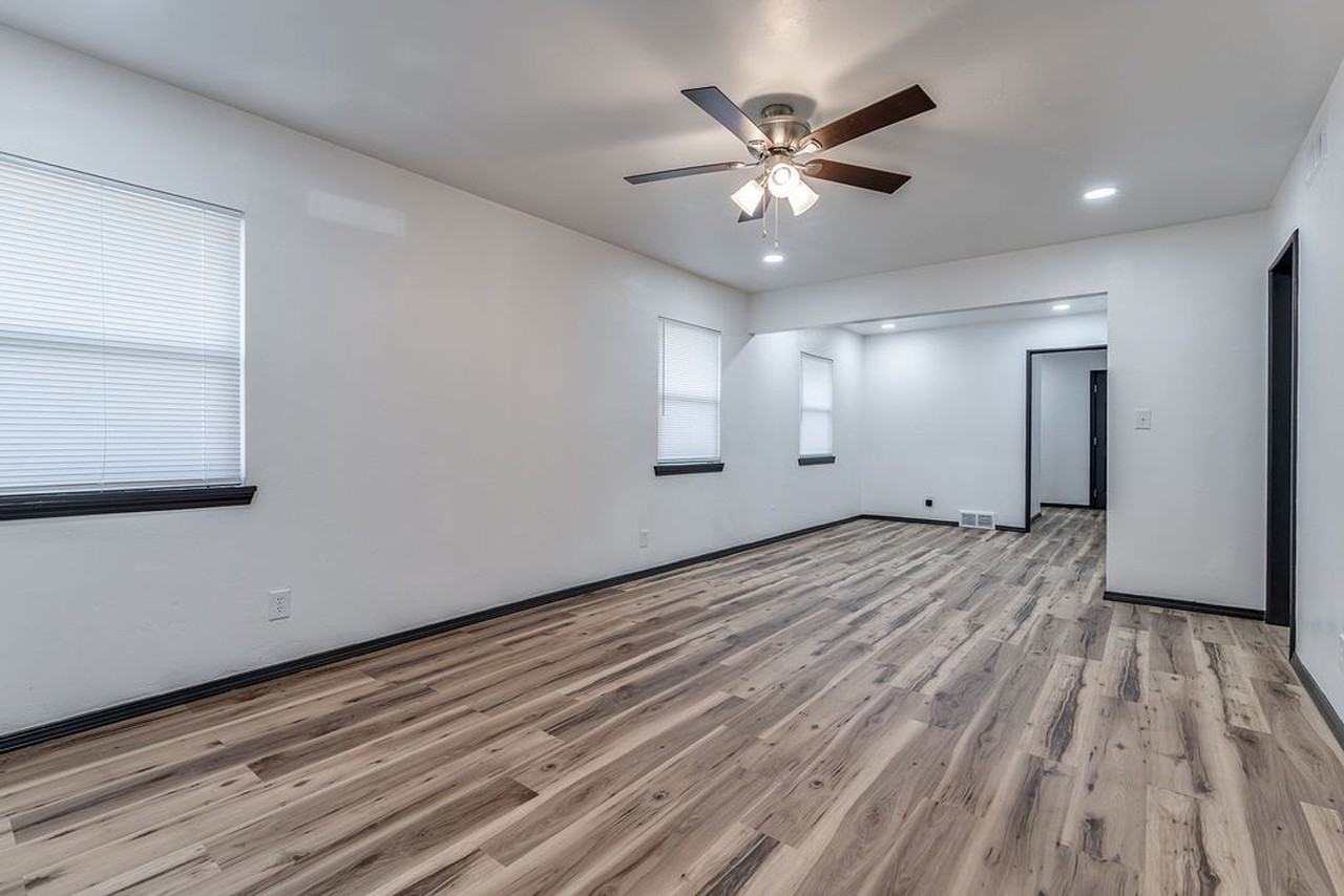 1501 Ne 33rd St - Photo 2 of 23