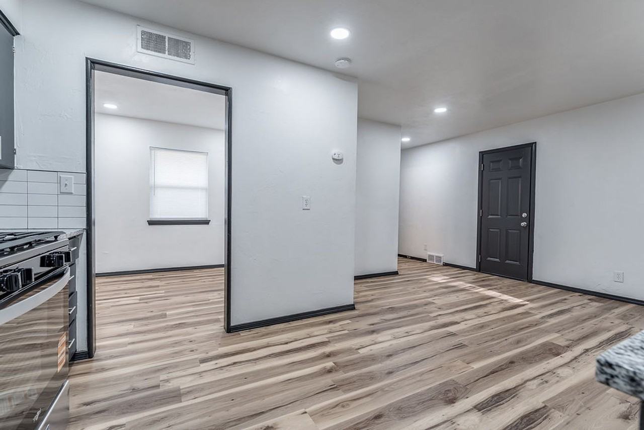 1501 Ne 33rd St - Photo 3 of 23