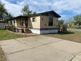 featured image of 1601 E 11th Ave