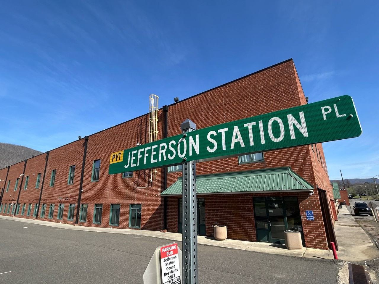 107 Hice Ave - Photo 2 of 25