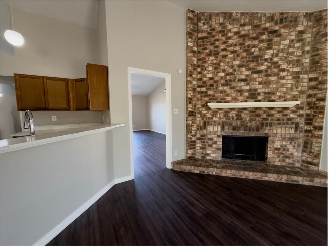 432 E Belt Line Rd - Photo 6 of 18