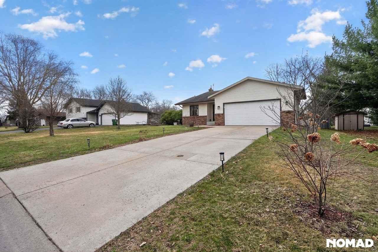 7633 83rd Ave N - Photo 3 of 39