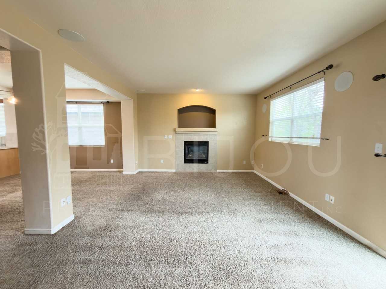 2030 Capital Dr - Photo 2 of 21