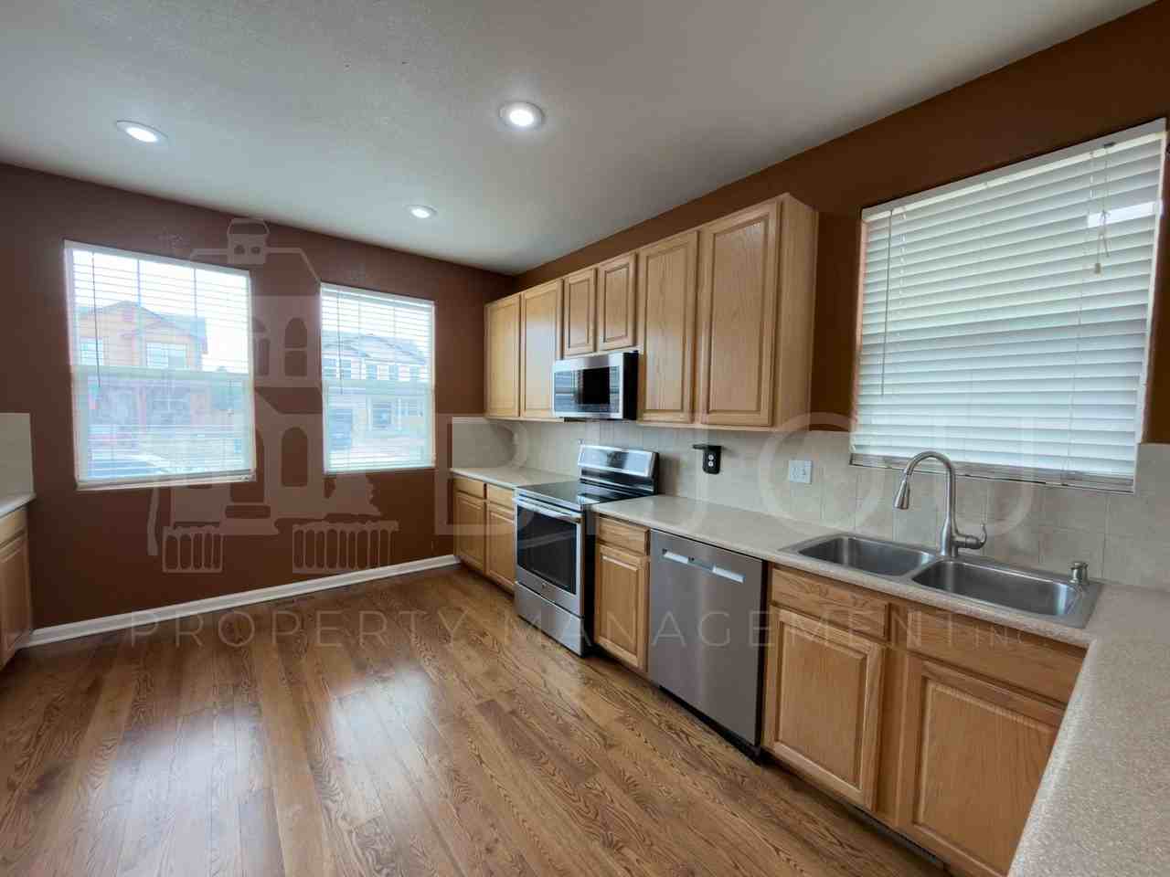 2030 Capital Dr - Photo 4 of 21