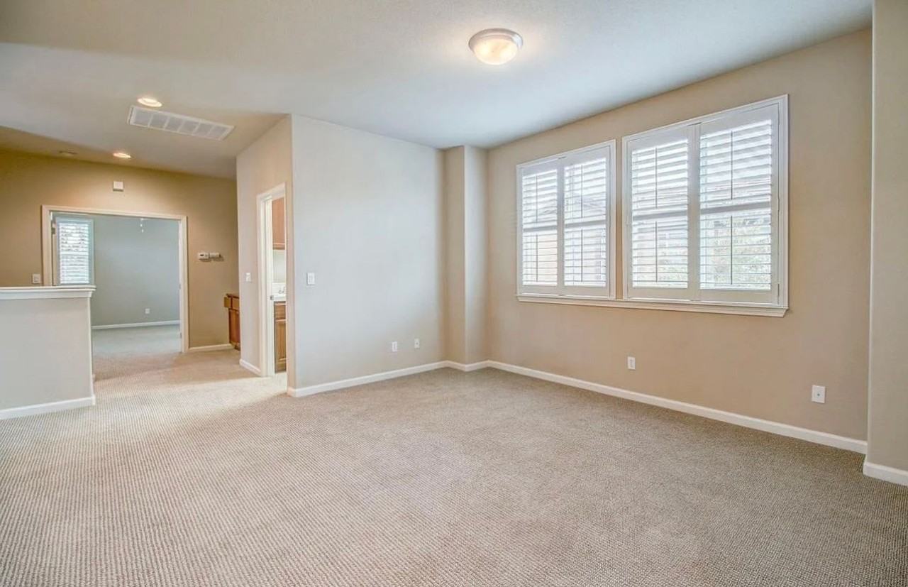 30 Sheen Ct - Photo 5 of 12