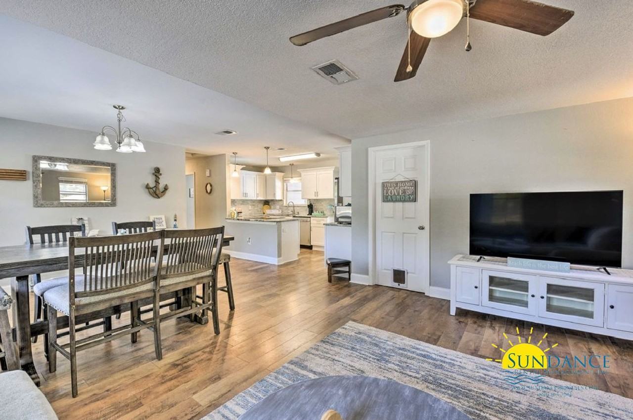 4 Spencer Ct - Photo 5 of 34