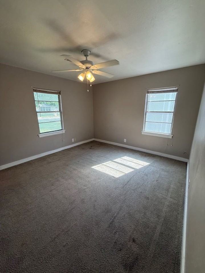 2113 Parramore St - Photo 5 of 16