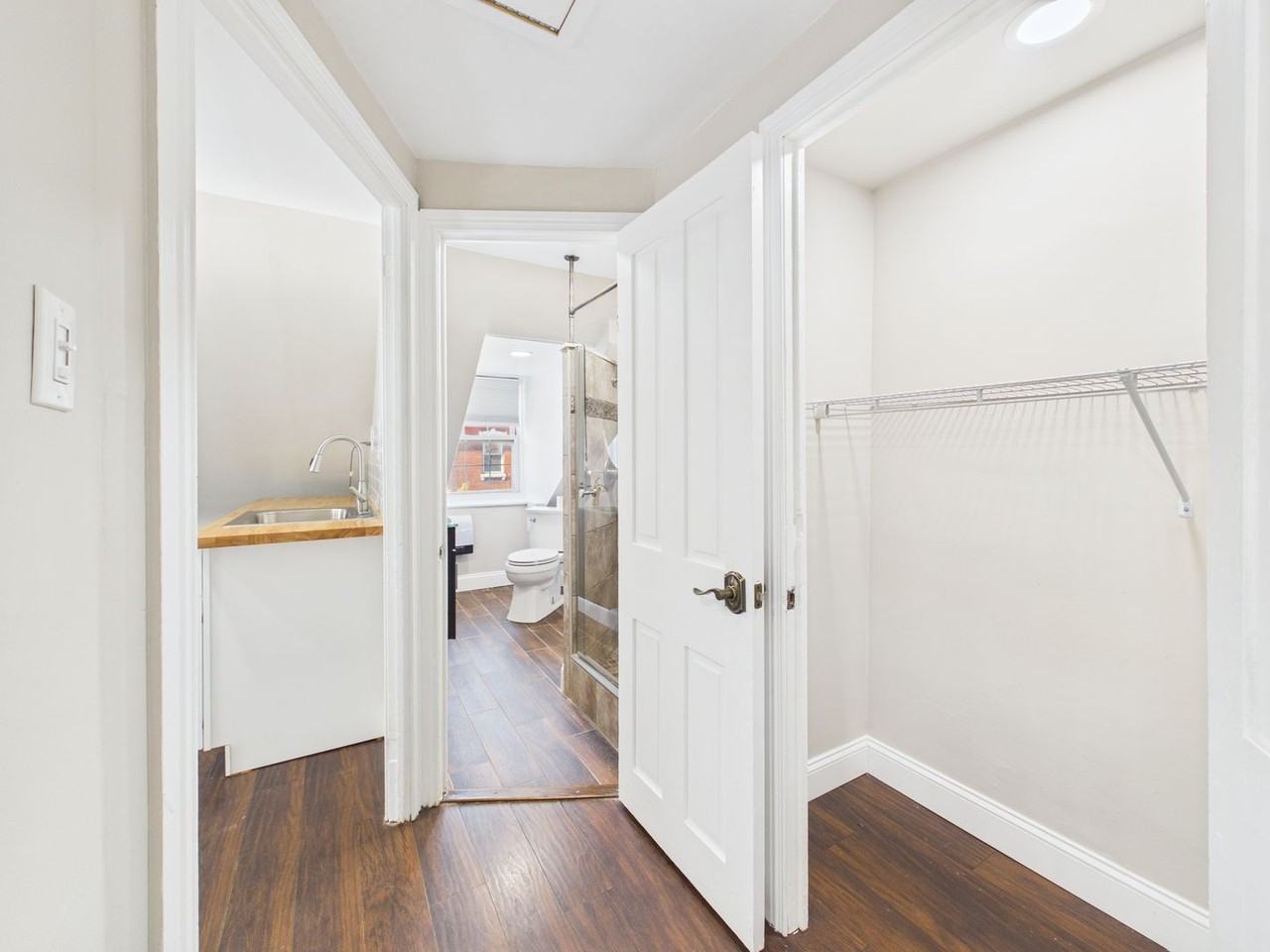 5281 Germantown Ave - Photo 4 of 7