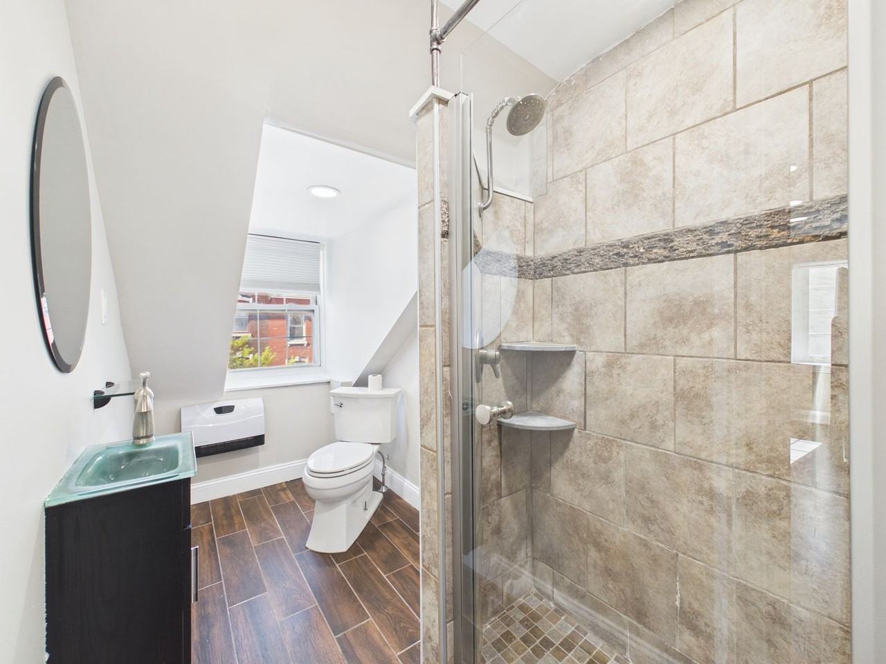 5281 Germantown Ave - Photo 5 of 7