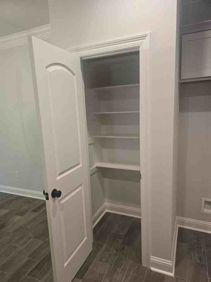 800 Venecia Dr - Photo 4 of 19