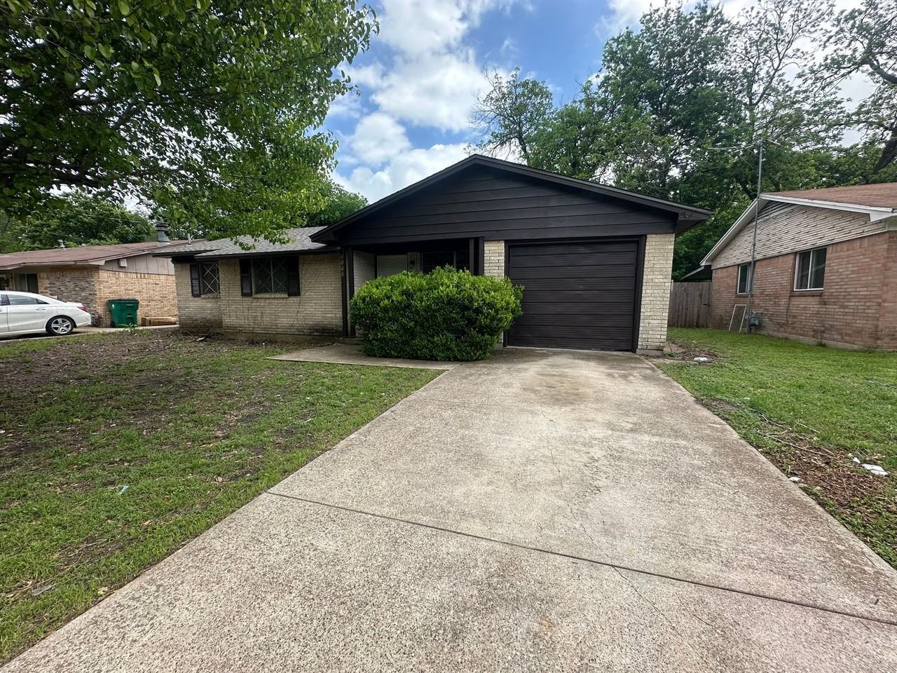 4000 Acree St - Photo 2 of 23