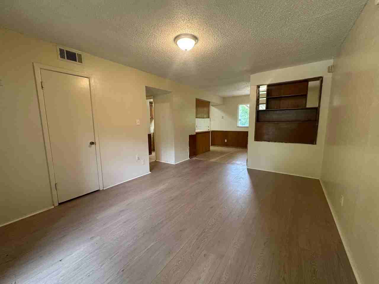 4000 Acree St - Photo 3 of 23