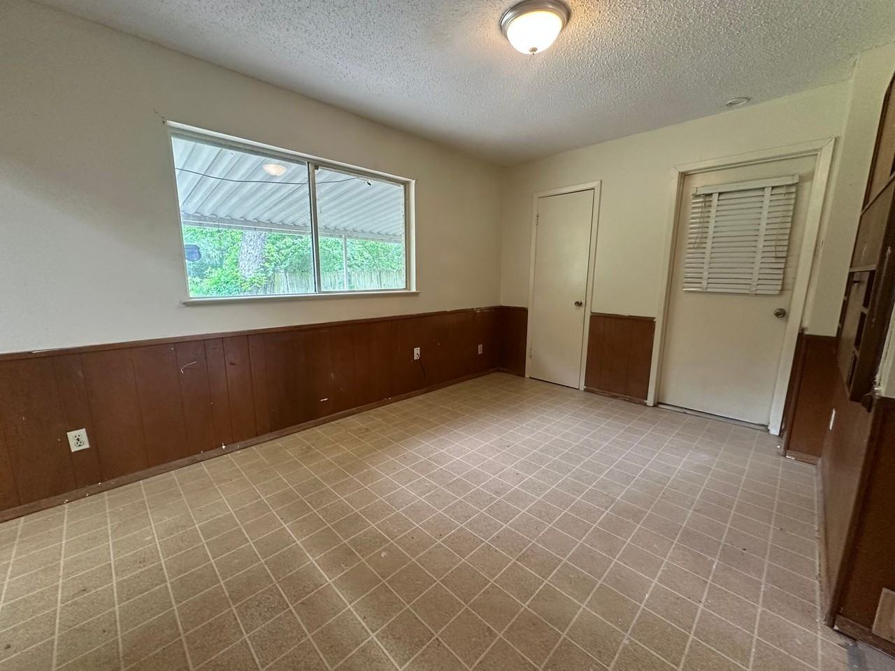 4000 Acree St - Photo 6 of 23